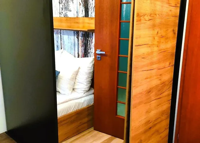 Old Town - Kingi Street * كراكوفيا